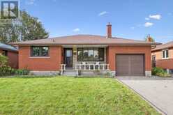 27 PALERMO CRESCENT | Guelph Ontario | Slide Image Two