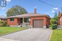 27 PALERMO CRESCENT | Guelph Ontario | Slide Image Four