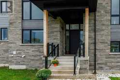 157 SPRINGSIDE CRESCENT | The Blue Mountains Ontario | Slide Image Six