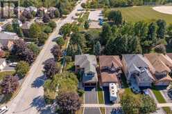65 HEATHFIELD CRESCENT | Hamilton Ontario | Slide Image Thirty-eight