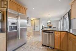 128 KEATING DRIVE | Elora Ontario | Slide Image Twelve