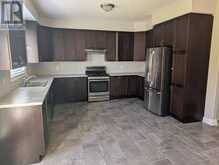 89 LOCKERBIE CRESCENT | Collingwood Ontario | Slide Image Four