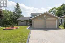 110 DILL STREET | Bracebridge Ontario | Slide Image One