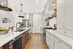 160 ORR STREET | Stratford Ontario | Slide Image Nine