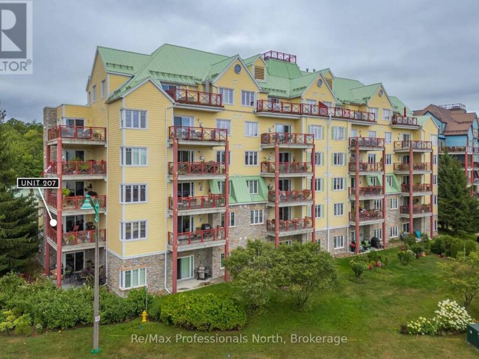 207 - 110 STEAMSHIP BAY ROAD, Gravenhurst, Ontario P1P 1Z9