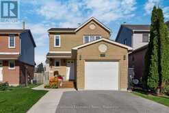 13 LINDSAY COURT | Barrie Ontario | Slide Image One