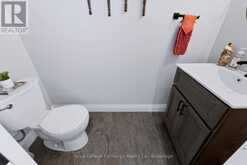 68 NORTH STREET N | Goderich Ontario | Slide Image Nine