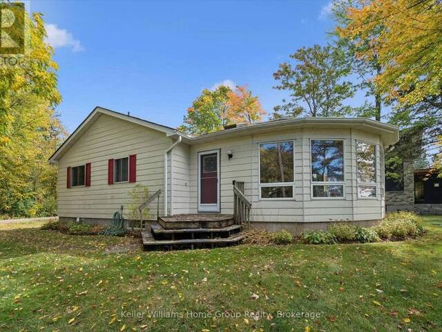 907 NINTH STREET Centre Wellington Ontario, N0B 1J0 - 3 Bedrooms Waterfront Home For sale