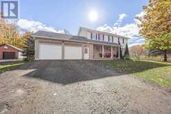 29 BOYD CRESCENT | Oro-Medonte Ontario | Slide Image Two