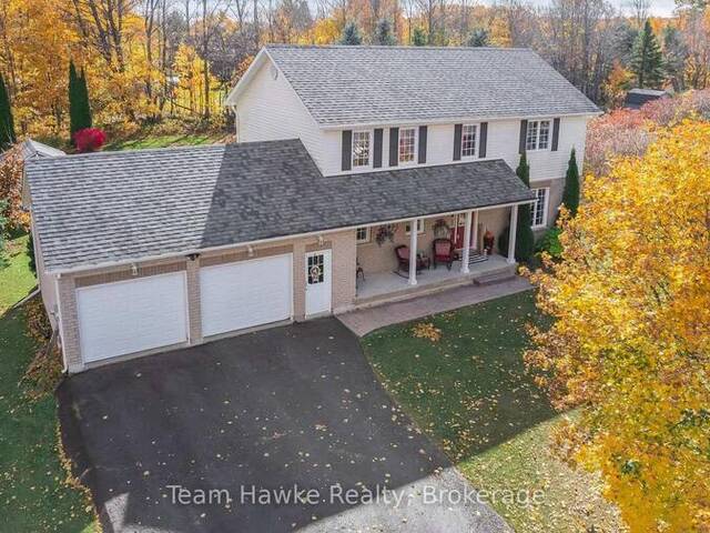 29 BOYD CRESCENT Oro-Medonte Ontario, L0K 1N0 - 4 Bedrooms Home For Sale