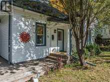 25 GEORGE STREET | Haliburton Ontario | Slide Image Four