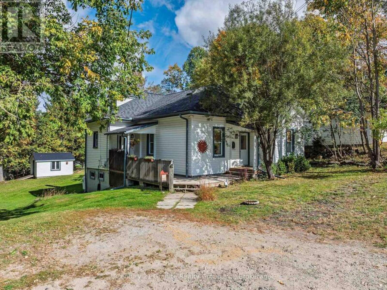 25 GEORGE STREET, Haliburton, Ontario K0M 1S0