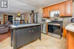 4 PARKSIDE AVENUE | Collingwood Ontario | Slide Image Ten