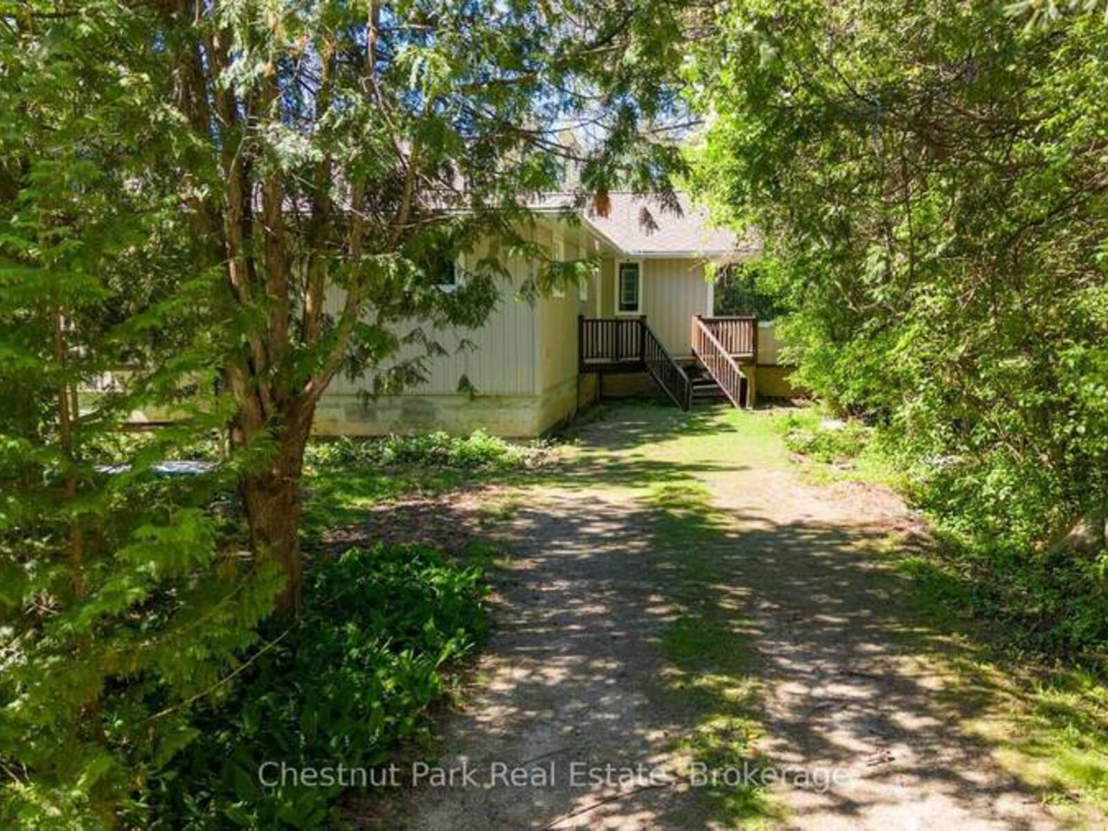 4 PARKSIDE AVENUE, Collingwood, Ontario L9Y 5P3