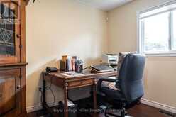 5 MOORE STREET | Stratford Ontario | Slide Image Seventeen