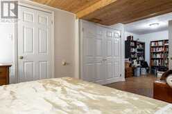 5 MOORE STREET | Stratford Ontario | Slide Image Thirty-one
