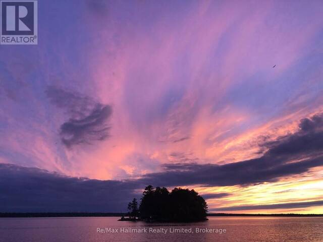 3 ISLAND 20LM ISLAND Gravenhurst Ontario, P1P 1R2 - 2 Bedrooms Waterfront Home For sale