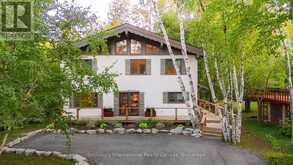 174 TIMMONS STREET | The Blue Mountains Ontario | Slide Image One