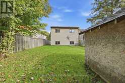 21 SABRINA PARK DRIVE | Huntsville Ontario | Slide Image Thirty