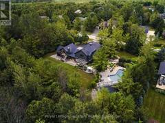 21 TRAILS END Collingwood Ontario, L9Y 5B1