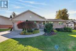 9 SHERWOOD CRESCENT | Exeter Ontario | Slide Image One