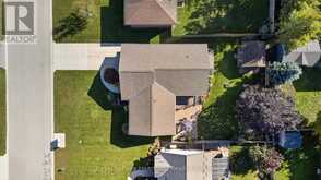 9 SHERWOOD CRESCENT | Exeter Ontario | Slide Image Forty