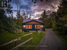 102 MARTIN GROVE | The Blue Mountains Ontario | Slide Image Four