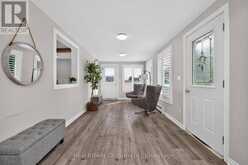 320 LAFONTAINE ROAD W | Penetanguishene Ontario | Slide Image Three