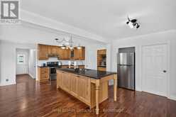 320 LAFONTAINE ROAD W | Penetanguishene Ontario | Slide Image Nine