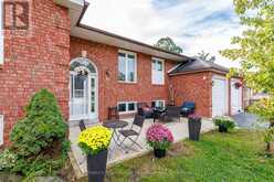 15 PORT ROYAL TRAIL | Wasaga Beach Ontario | Slide Image Three