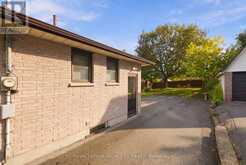 166 VICTORIA ROAD N | Guelph Ontario | Slide Image Twenty-eight