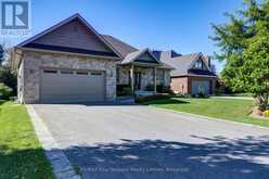 212 PEARSON STREET | Meaford Ontario | Slide Image Four