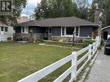 272 YONGE STREET | Burk's Falls Ontario | Slide Image One