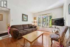 744 WOODHILL DRIVE | Fergus Ontario | Slide Image Nine