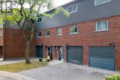 467 ONTARIO STREET | Collingwood Ontario | Slide Image One