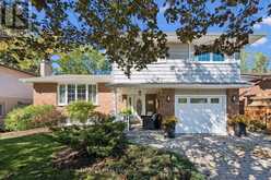 47 LAMBERT CRESCENT | Guelph Ontario | Slide Image Three
