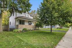 524 BRUNSWICK STREET | Stratford Ontario | Slide Image Forty-two