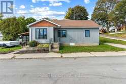 2096 3RD AVENUE W | Owen Sound Ontario | Slide Image Two