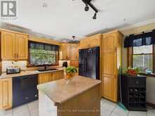 135 SEGWUN BOULEVARD | Gravenhurst Ontario | Slide Image Seven