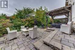 120 VENTURE BOULEVARD | The Blue Mountains Ontario | Slide Image Fifty