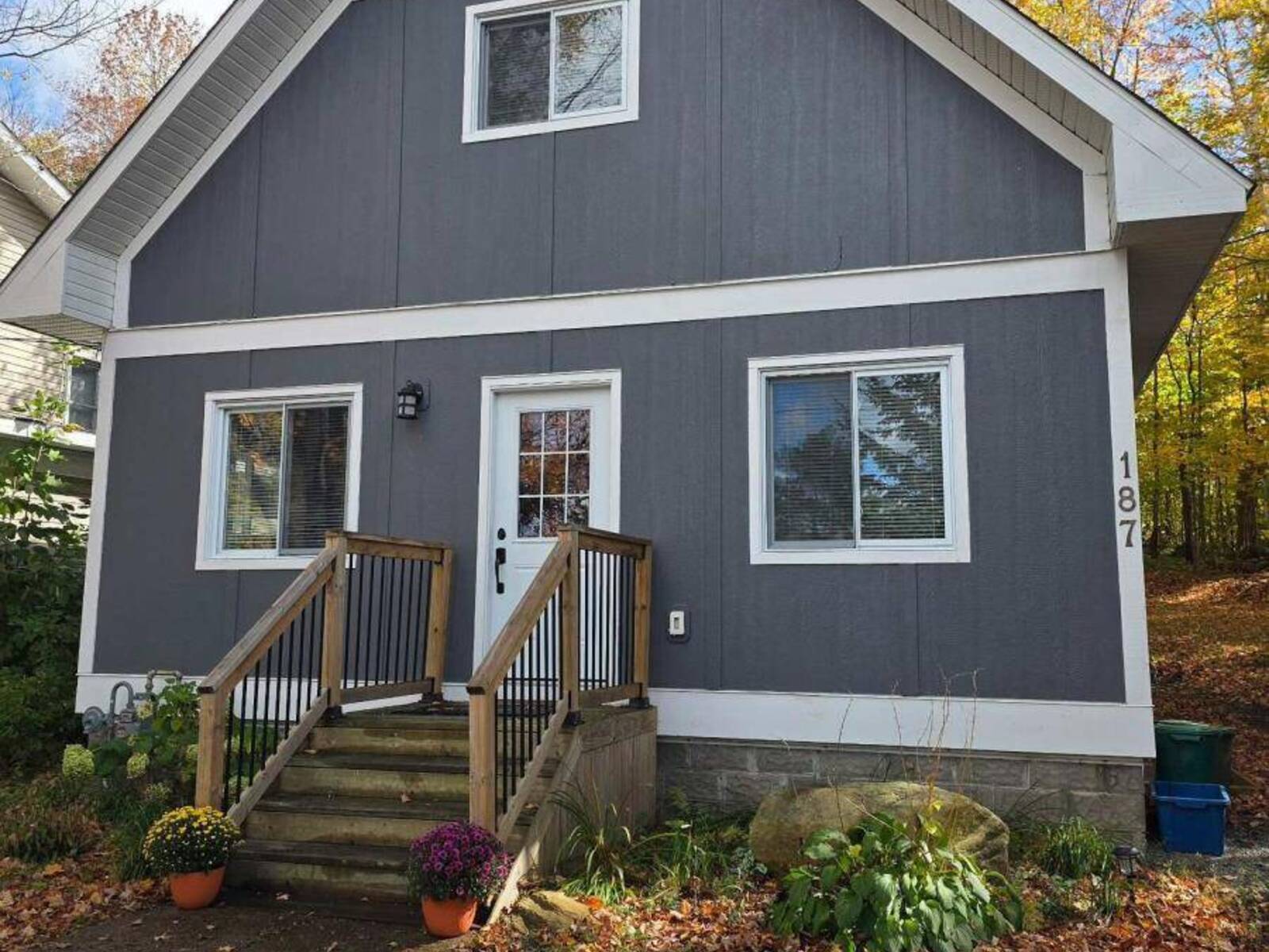 187 MAIN STREET W, Huntsville, Ontario P1H 1X9