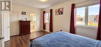 35 EBENEZER DRIVE | Hamilton Ontario | Slide Image Thirteen