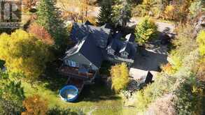 317 FALCON ROAD | Huntsville Ontario | Slide Image Three