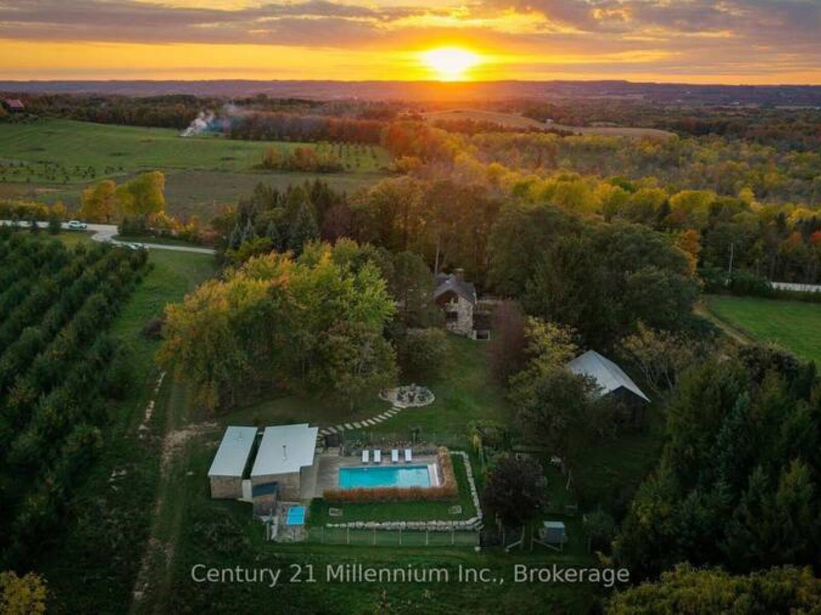 516557 7TH LINE, Thornbury, Ontario N0H 2P0
