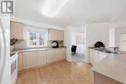4 TRAILWOOD PLACE | Wasaga Beach Ontario | Slide Image Nine