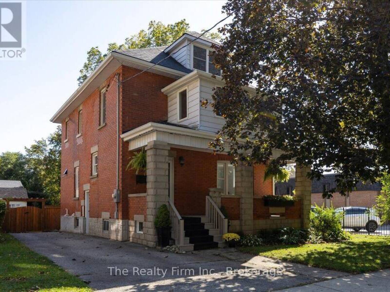 101 ST VINCENT STREET N, Stratford, Ontario N5A 6H5