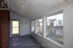 101 ST VINCENT STREET N | Stratford Ontario | Slide Image Thirty-four