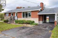 1082 8TH STREET E | Owen Sound Ontario | Slide Image One