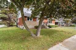 1082 8TH STREET E | Owen Sound Ontario | Slide Image Three