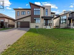 125 STONELEIGH DRIVE The Blue Mountains Ontario, L9Y 4X5